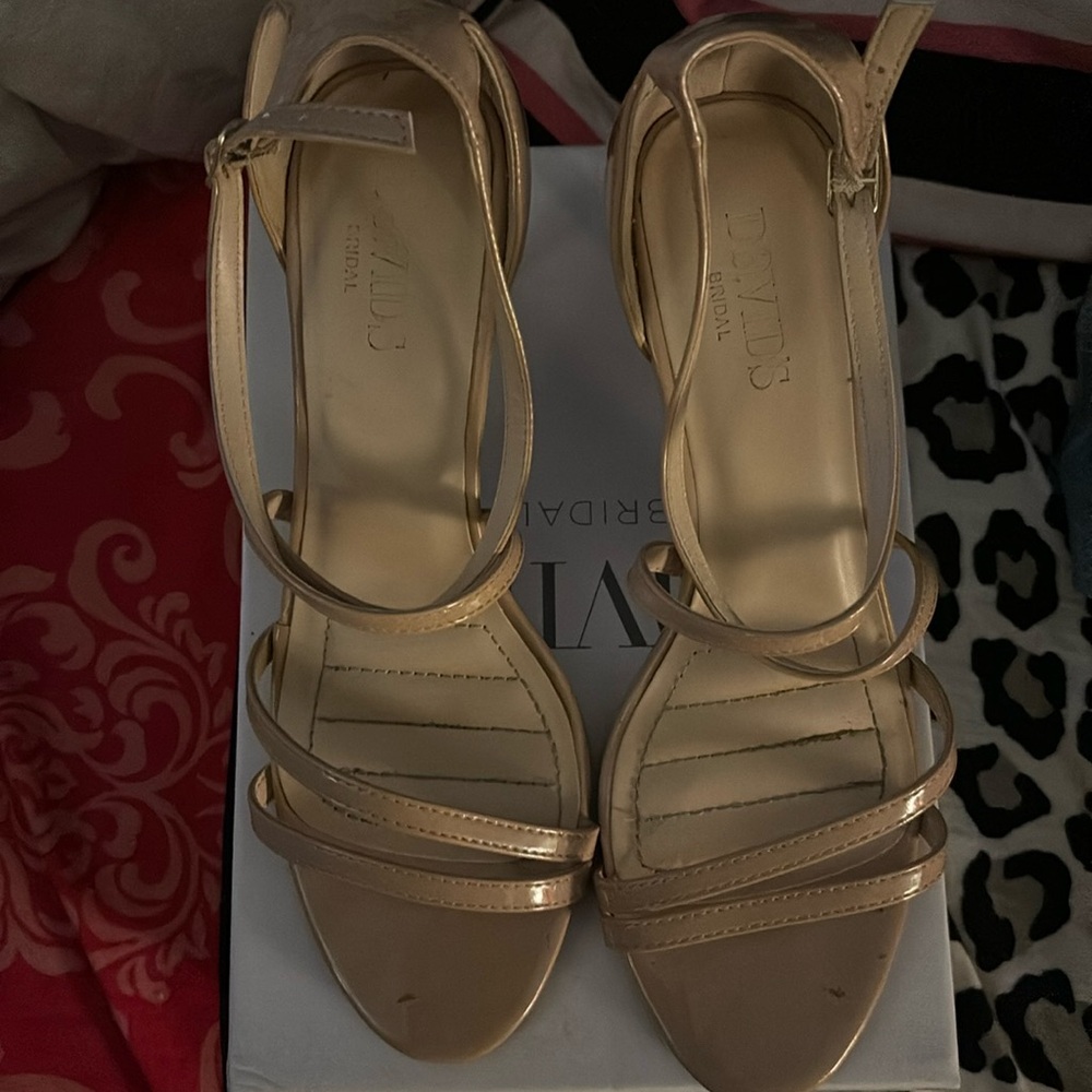 David’s Bridal Harleen size 8.5